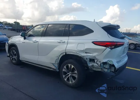 2021 Toyota Highlander Hybrid Xle z USA, uszkodzony, nr VIN 5TDGARAH3MS506073